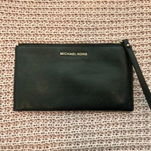 Michael Kors Wristlet